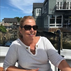 Meet your Posher, Allyson